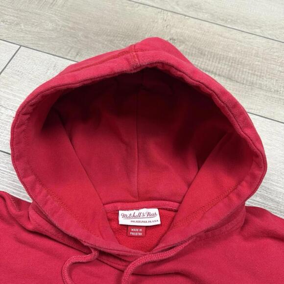 Mitchell & Ness Toronto Raptors Hoodie Red Men Sz M Script Logo Pullover Fleece - Picture 4 of 8